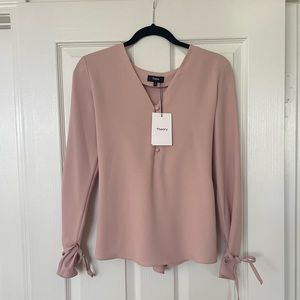 NWT THEORY BLOUSE 🌸